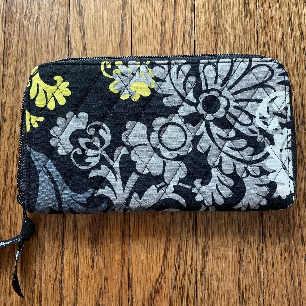 Vera Bradley Baroque Women's Wallet